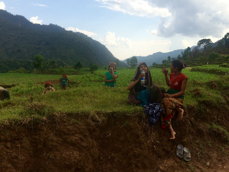 Illustration for article titled Last Week, I Was Paragliding; Now I'm Delivering Aid In Nepal